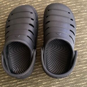 Kids Black Slippers clogs